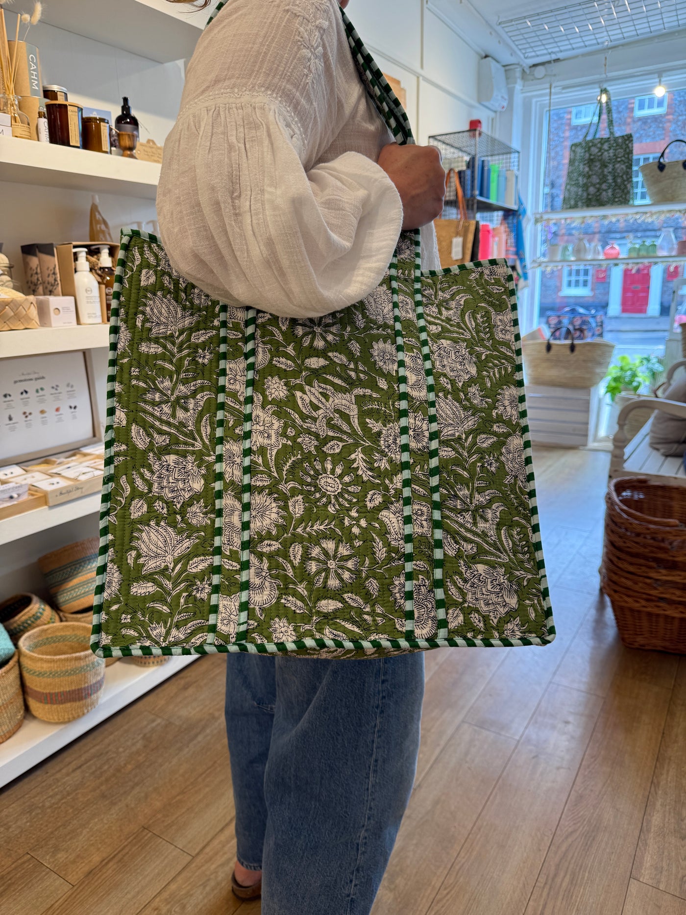 Reversable Green Chrysanthemum Cotton Tote