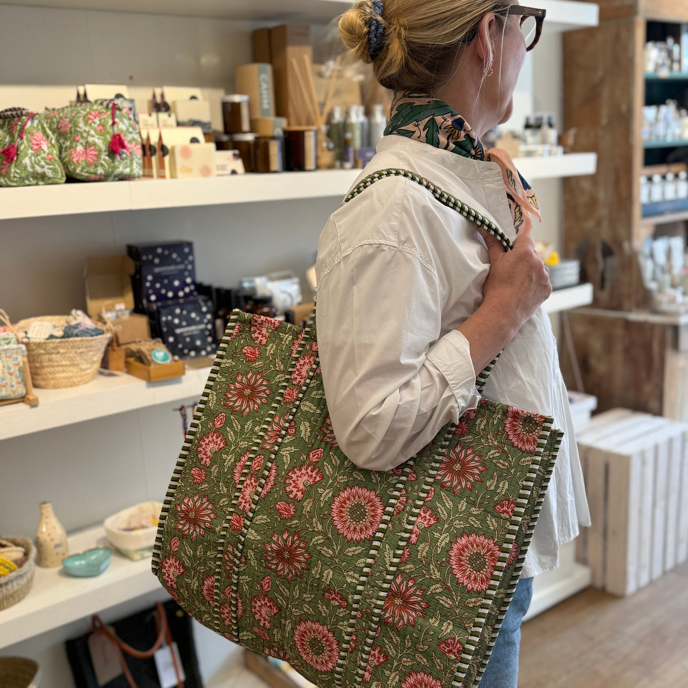 Reversable Coral Chrysanthemum Cotton Tote