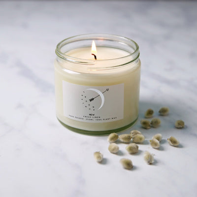 Hunters Moon Fresh Linen Scented Candle.